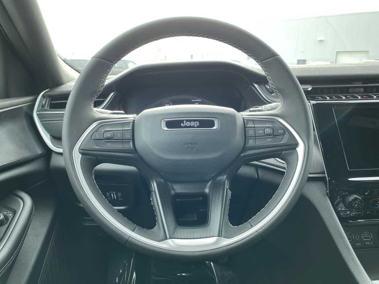 Thumbnail: 2025 Jeep Grand Cherokee - 14