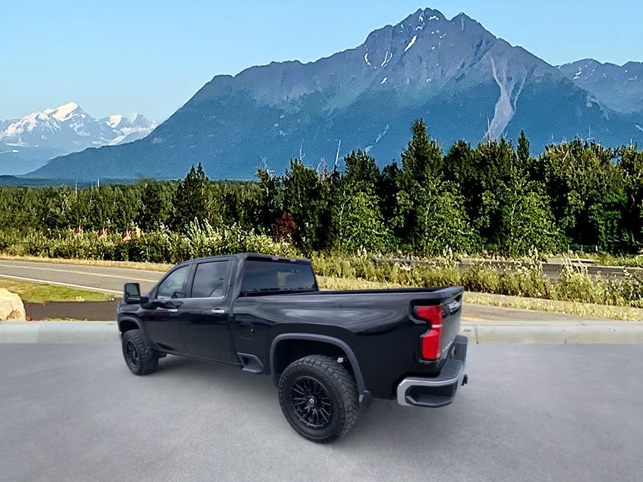 Thumbnail: 2024 Chevrolet Silverado 2500 - 4