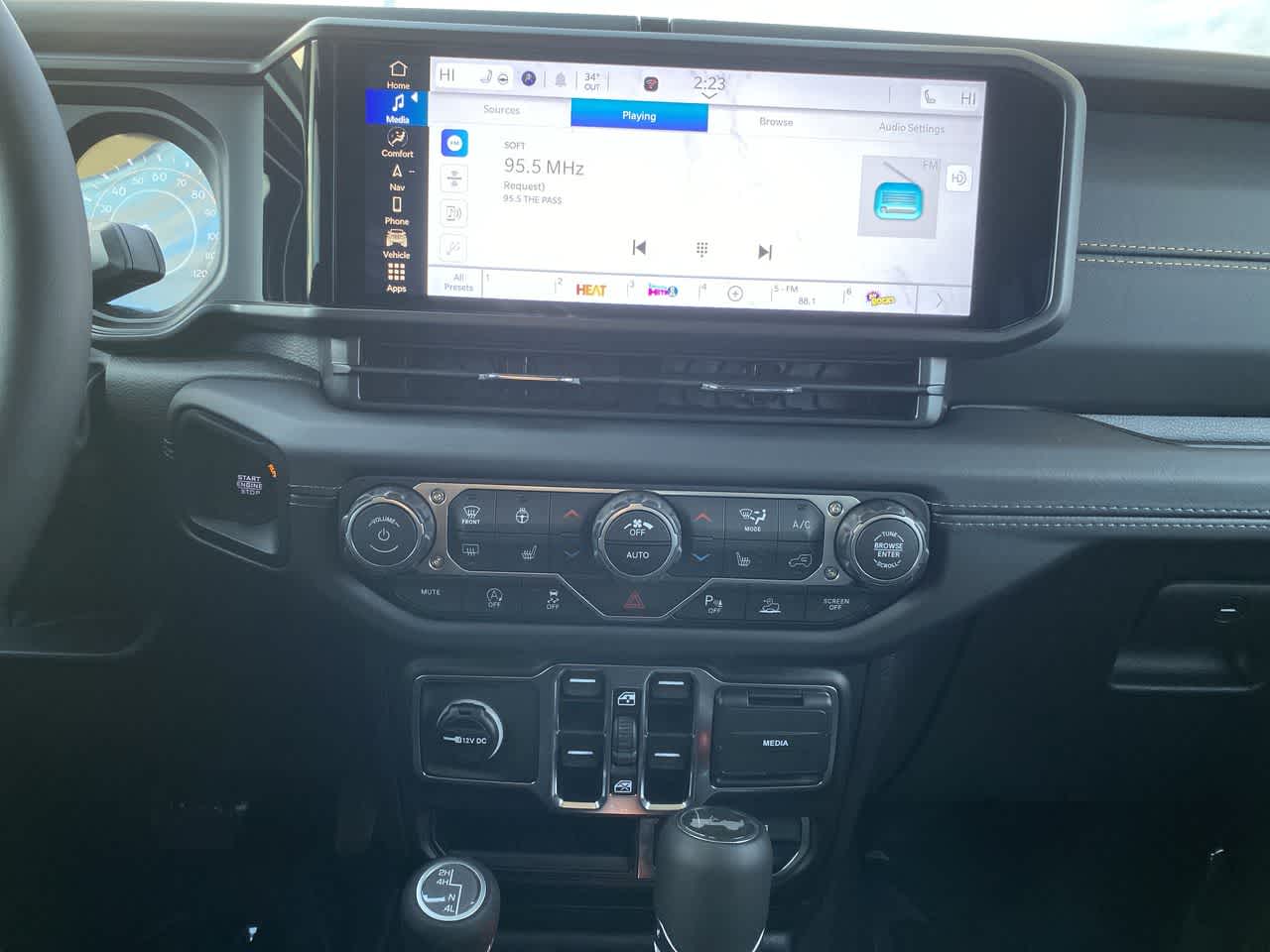 Thumbnail: 2026 Jeep Wrangler - 16