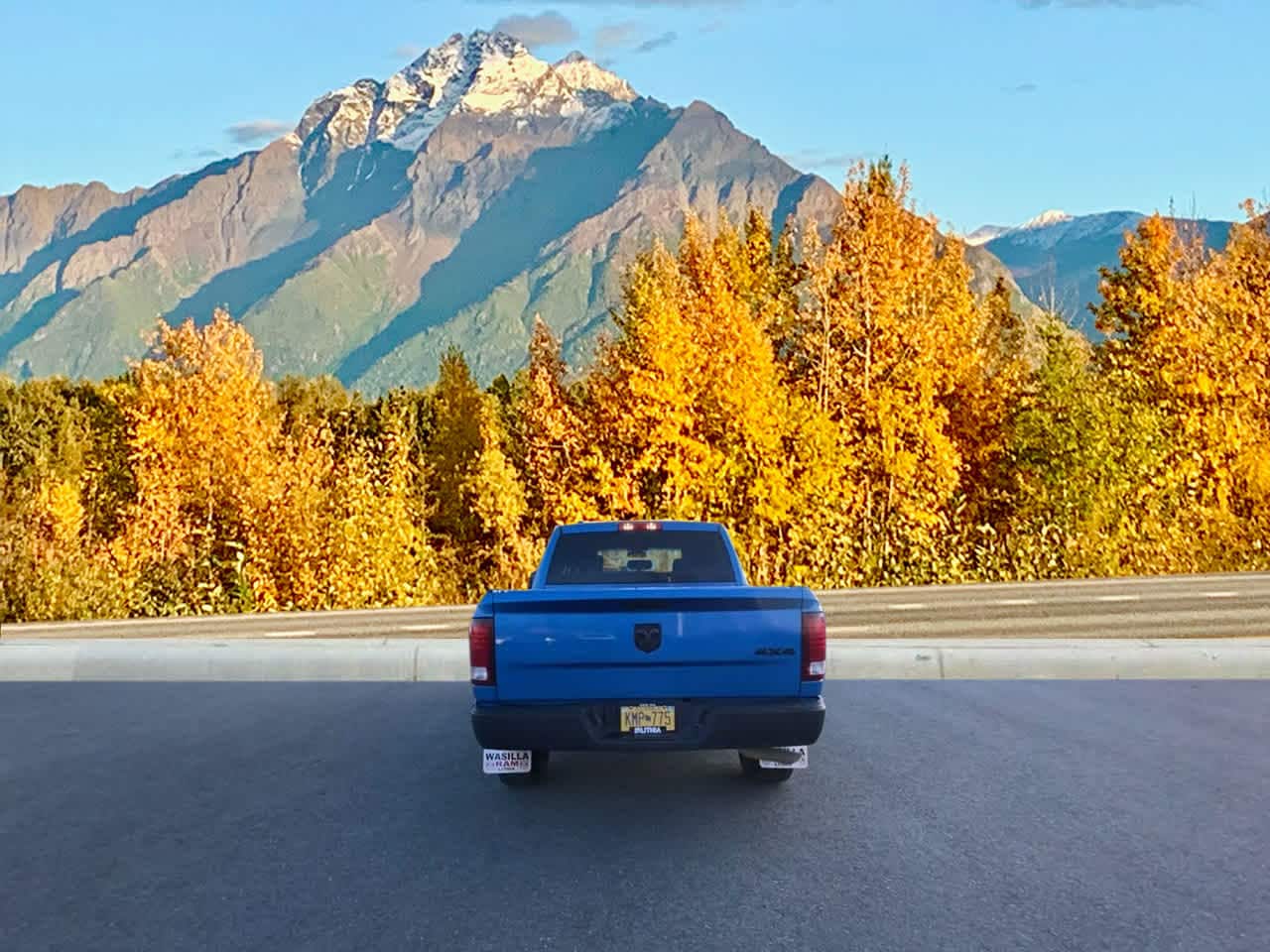 Thumbnail: 2024 RAM 1500 Classic - 4