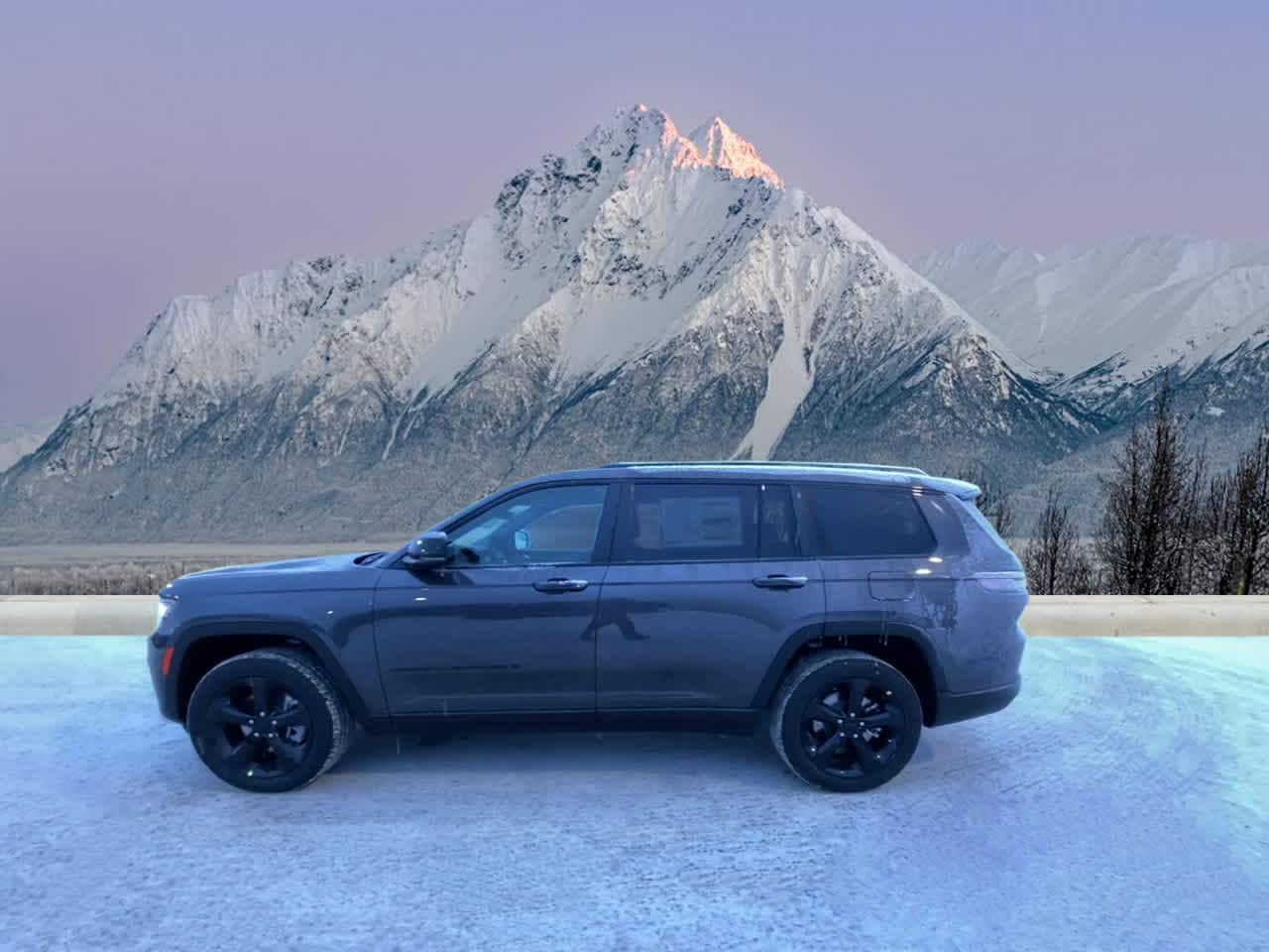 Thumbnail: 2025 Jeep Grand Cherokee - 2