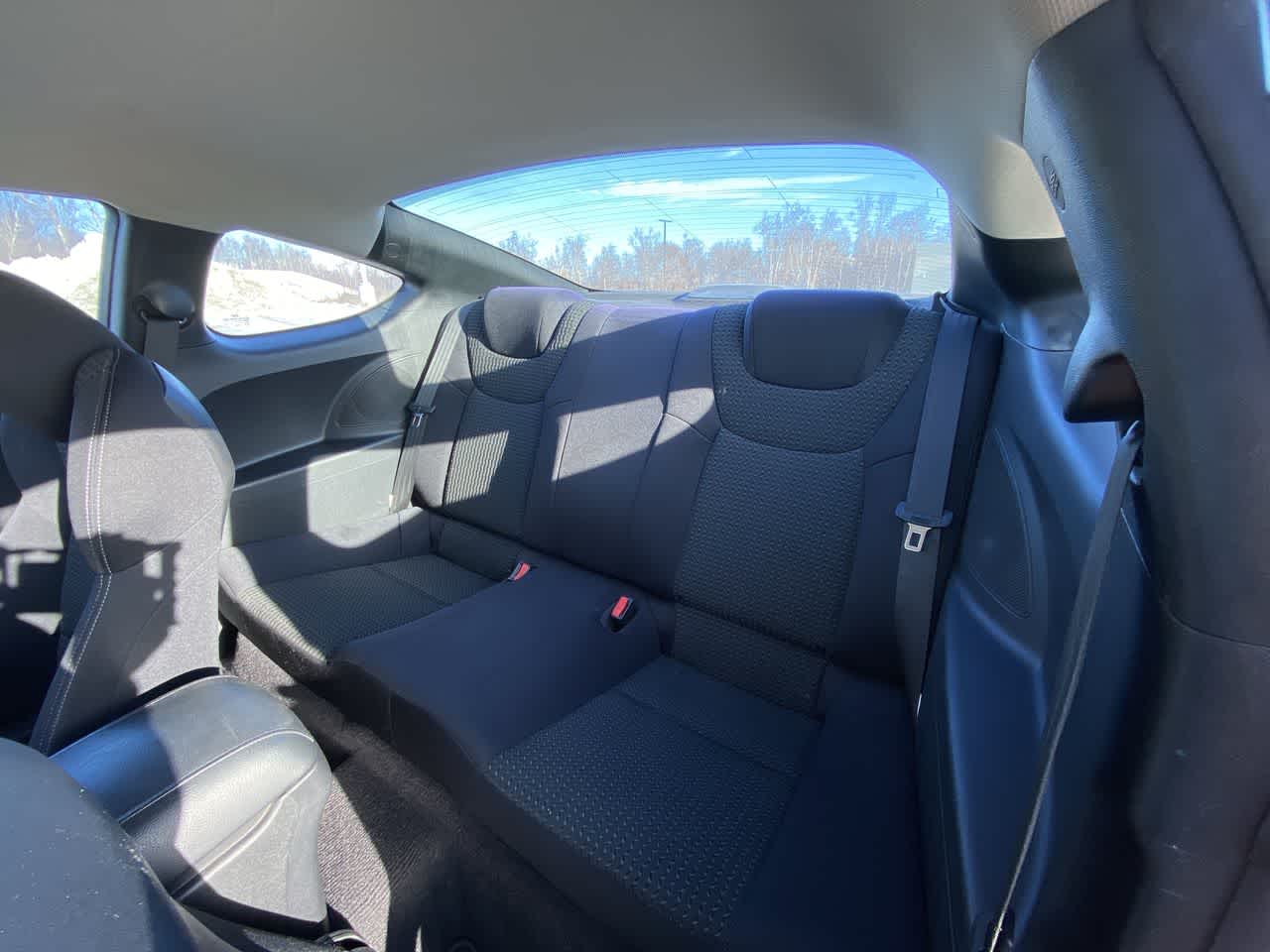 Thumbnail: 2010 Hyundai Genesis - 20