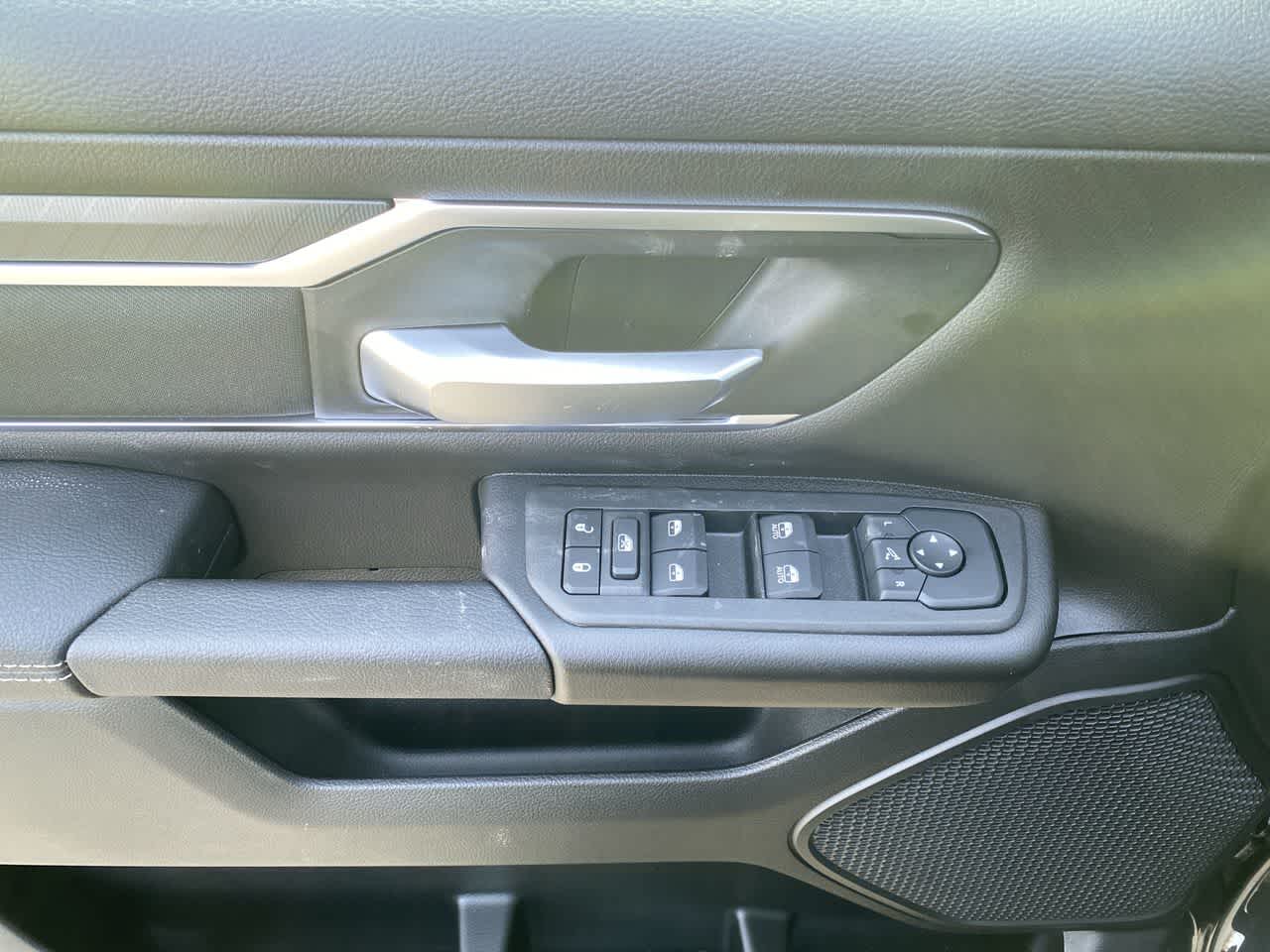 Thumbnail: 2026 RAM 1500 - 13