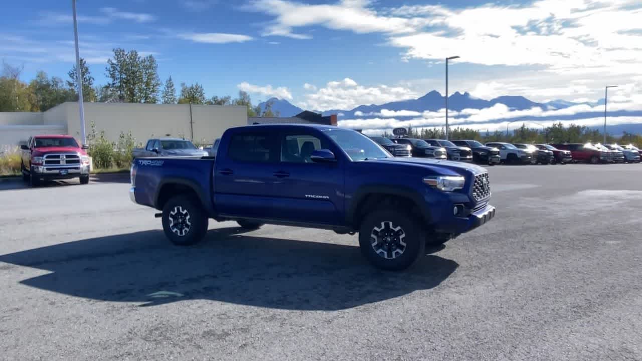 Thumbnail: 2023 Toyota Tacoma - 10