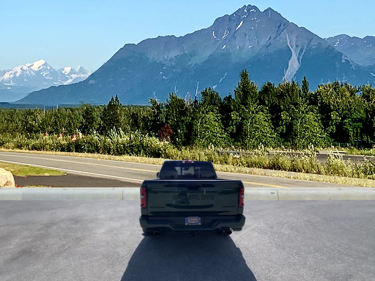 Thumbnail: 2026 RAM 1500 - 4