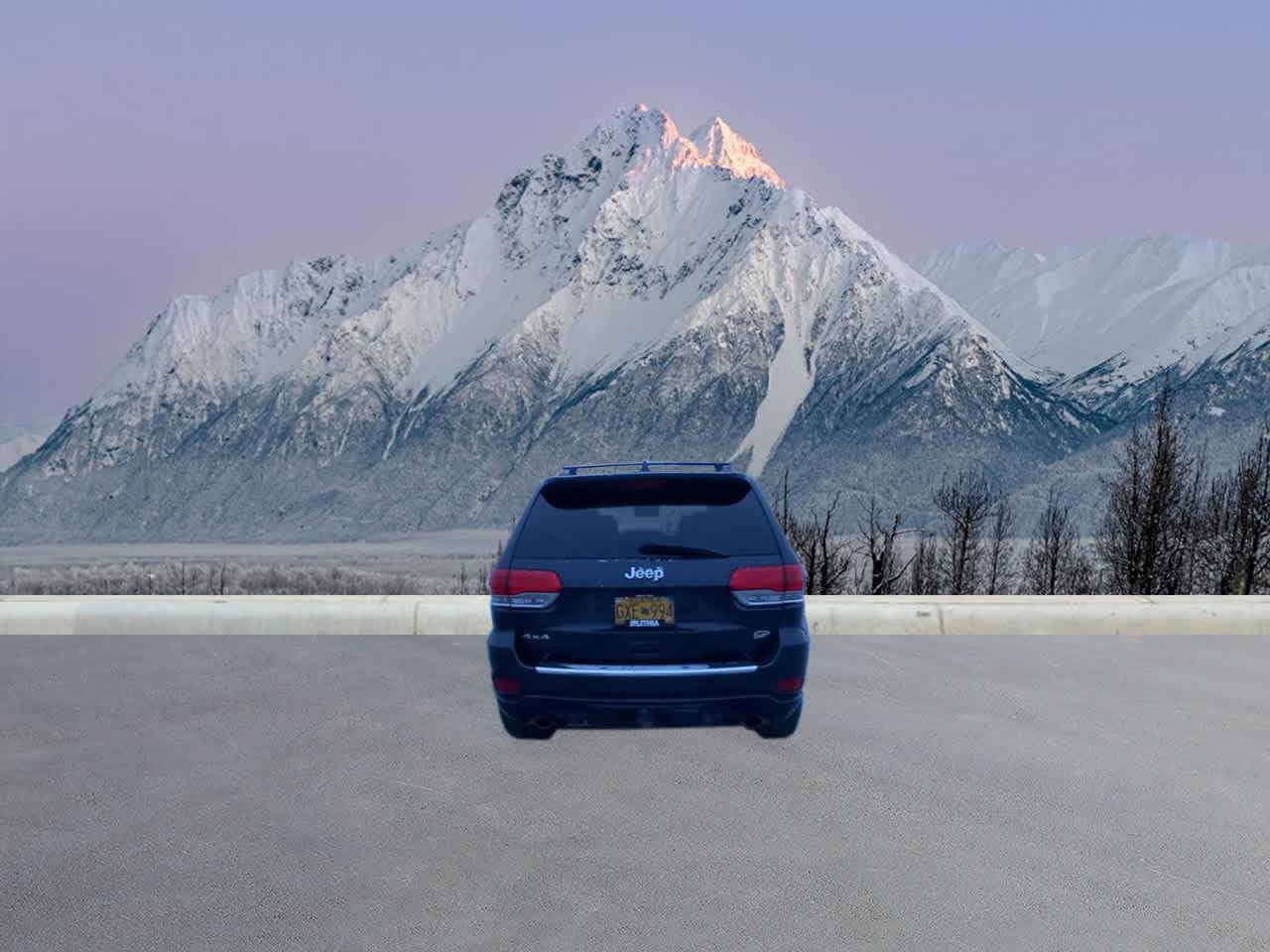 Thumbnail: 2015 Jeep Grand Cherokee - 4