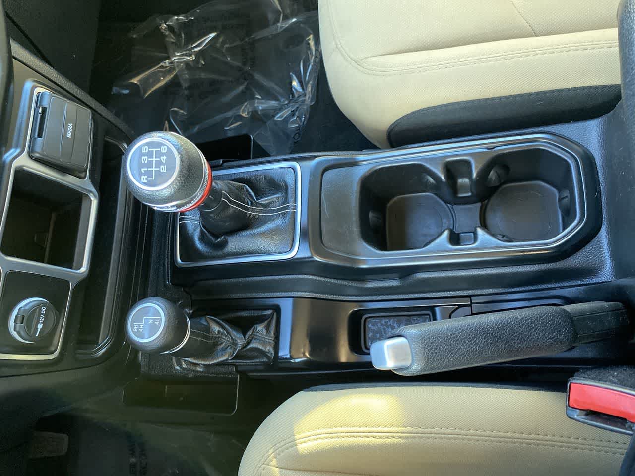 Thumbnail: 2022 Jeep Gladiator - 26