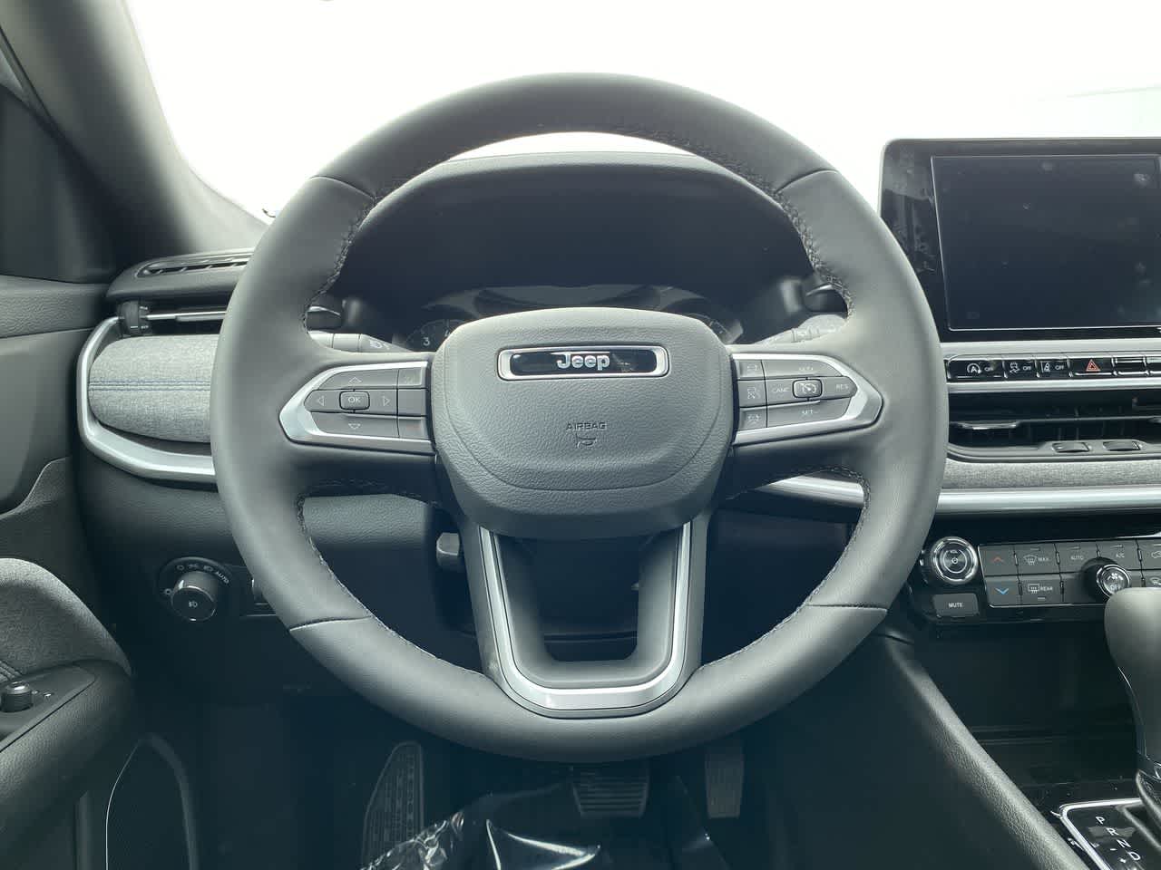 Thumbnail: 2025 Jeep Compass - 14