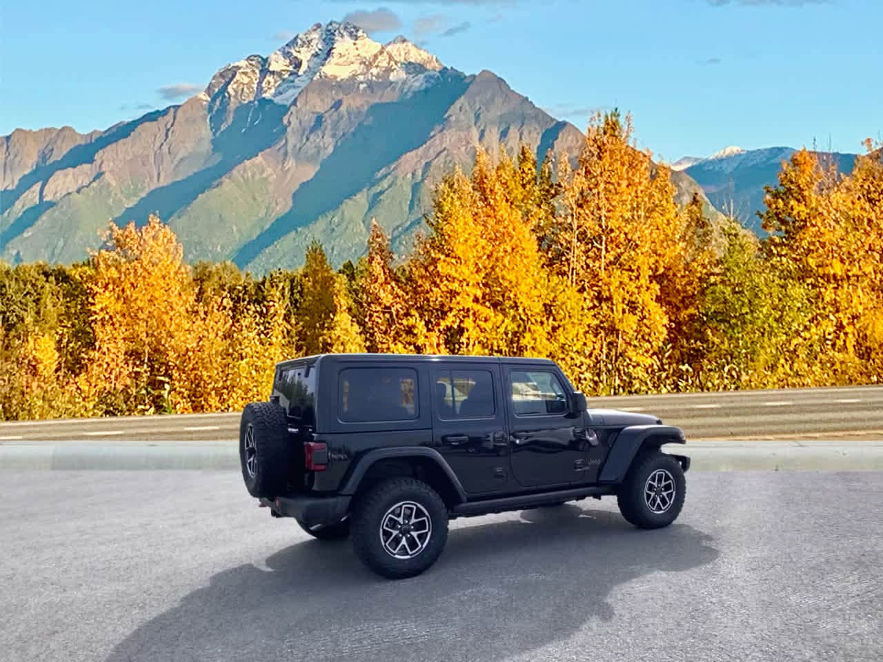 Thumbnail: 2025 Jeep Wrangler - 5