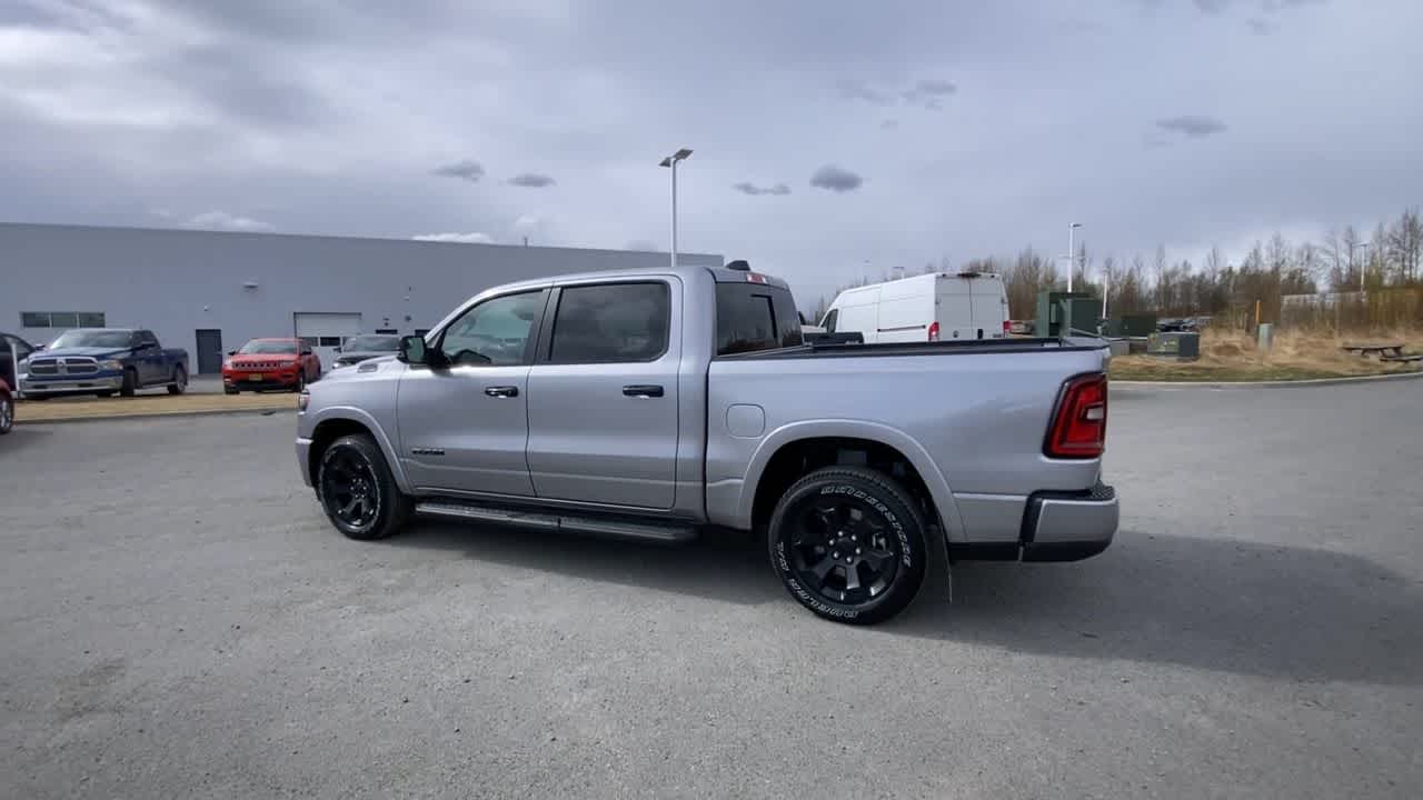 Thumbnail: 2025 RAM 1500 - 9