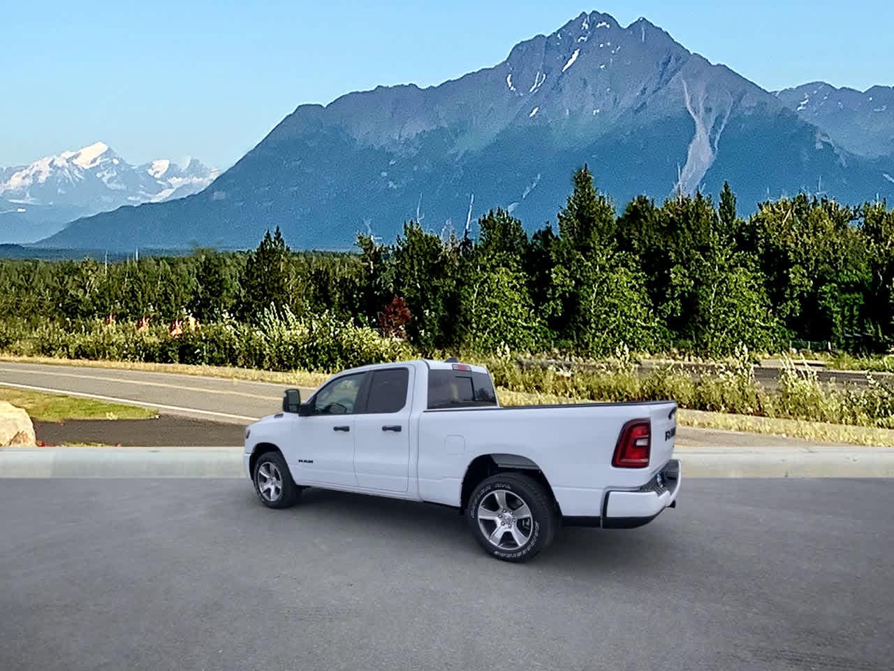 Thumbnail: 2025 RAM 1500 - 4