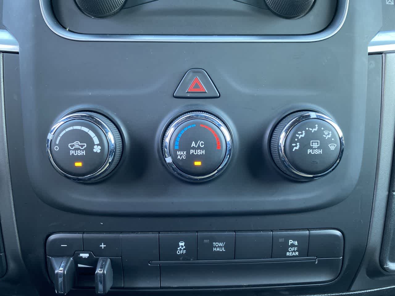Thumbnail: 2022 RAM 1500 Classic - 25