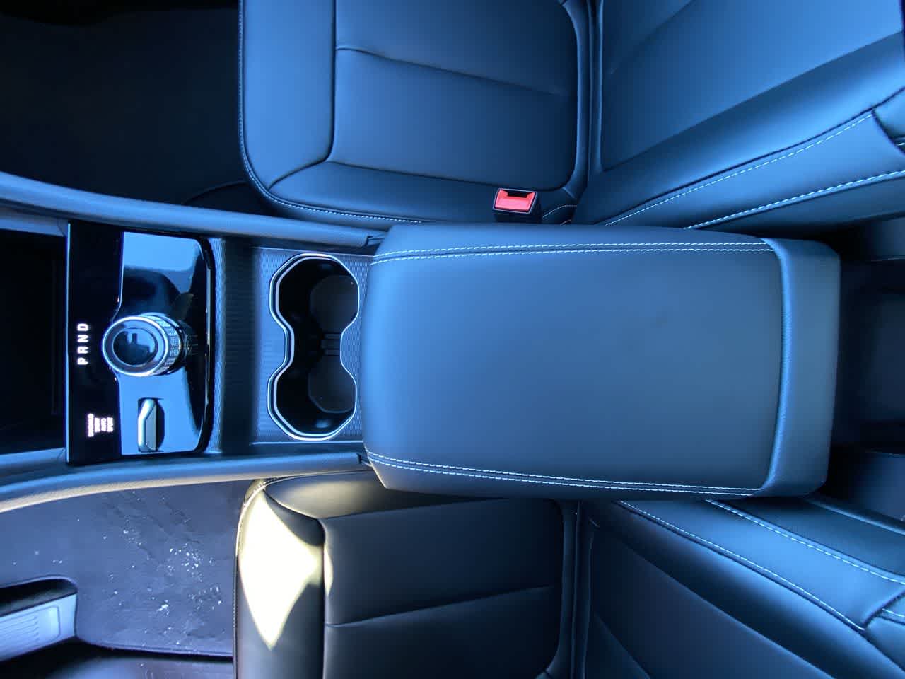 Thumbnail: 2025 Jeep Grand Cherokee - 22