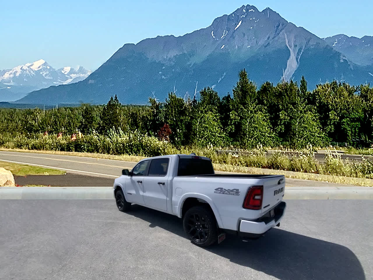 Thumbnail: 2026 RAM 1500 - 3