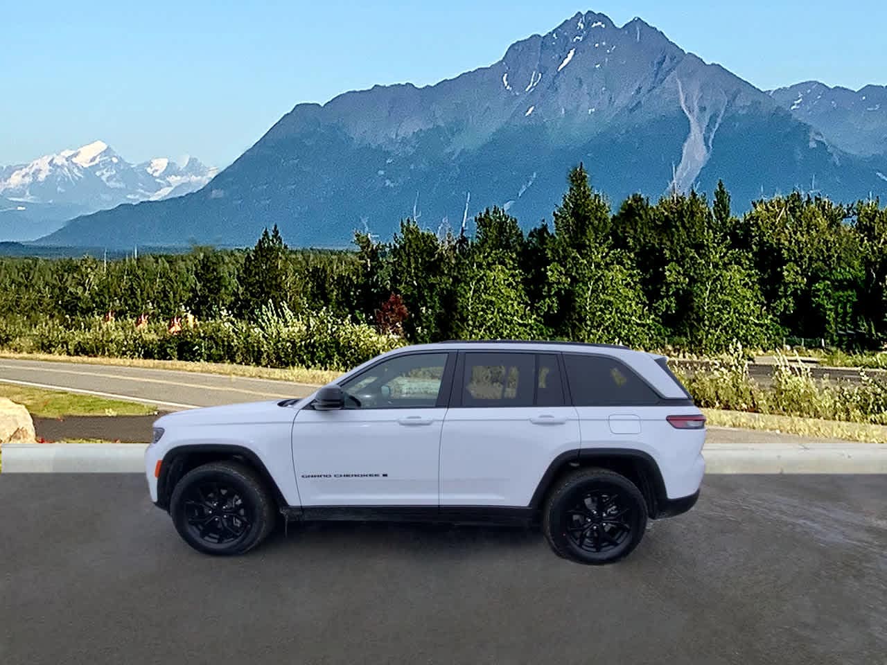 Thumbnail: 2026 Jeep Grand Cherokee - 3