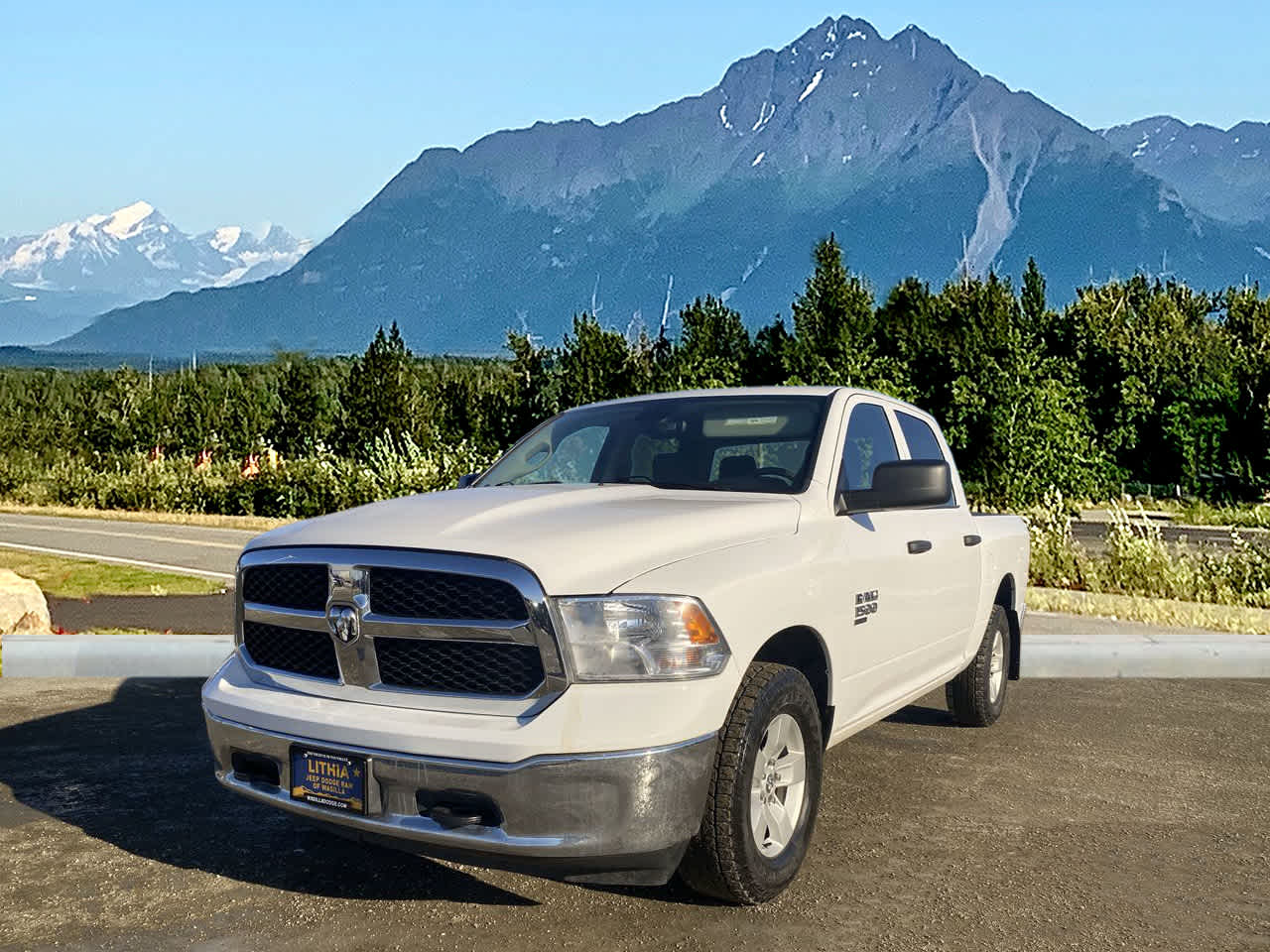 Thumbnail: 2022 RAM 1500 Classic - 1