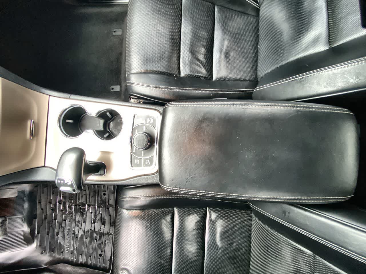 Thumbnail: 2015 Jeep Grand Cherokee - 21