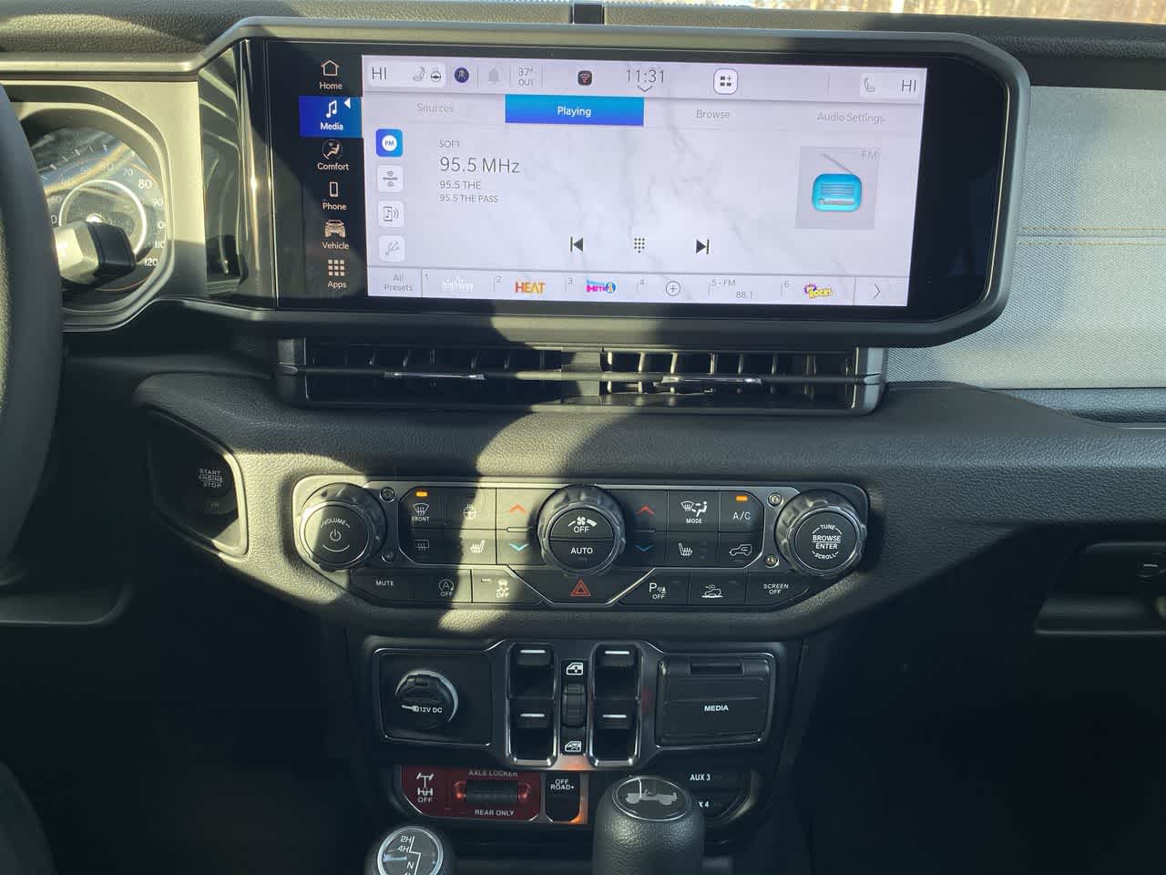 Thumbnail: 2026 Jeep Wrangler - 22