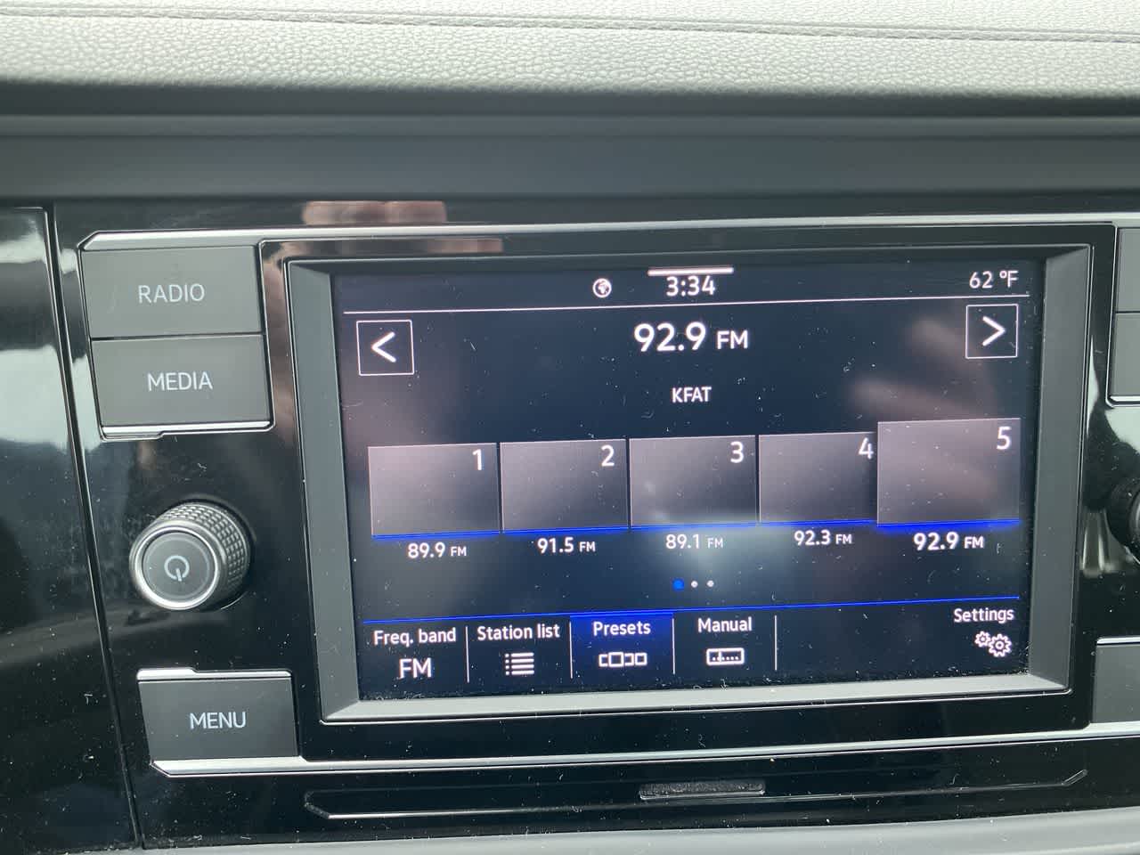 Thumbnail: 2024 Volkswagen Jetta - 16