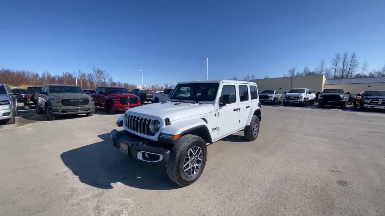 Thumbnail: 2025 Jeep Wrangler - 14