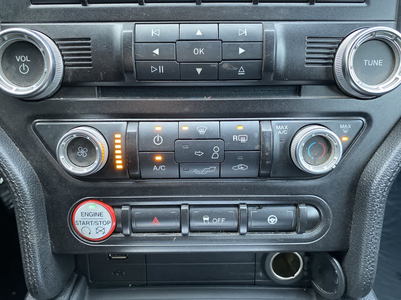 Thumbnail: 2015 Ford Mustang - 19