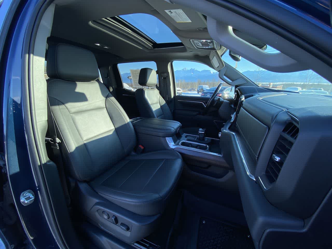 Thumbnail: 2023 GMC Sierra 1500 - 26