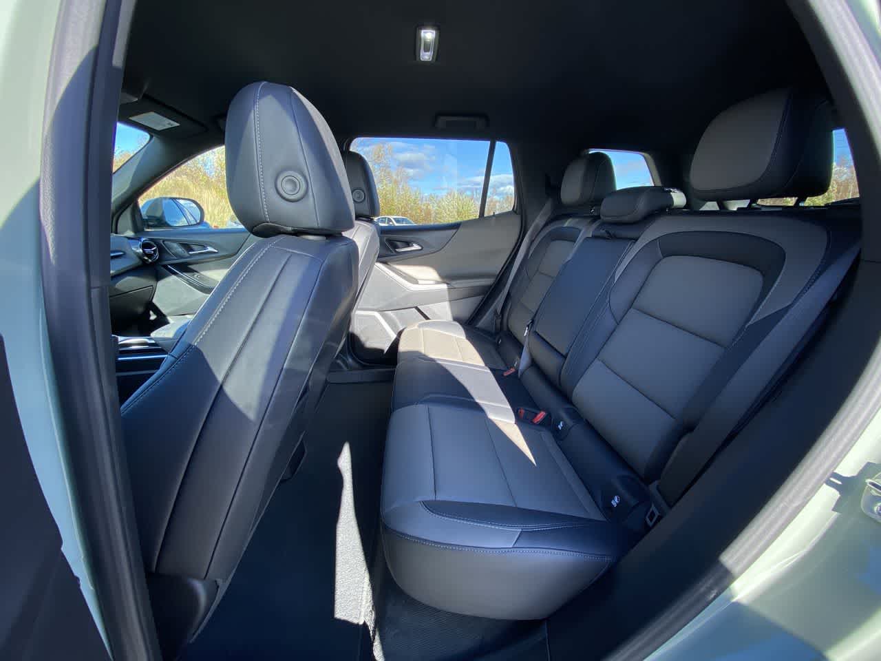 Thumbnail: 2025 Chevrolet Equinox - 23