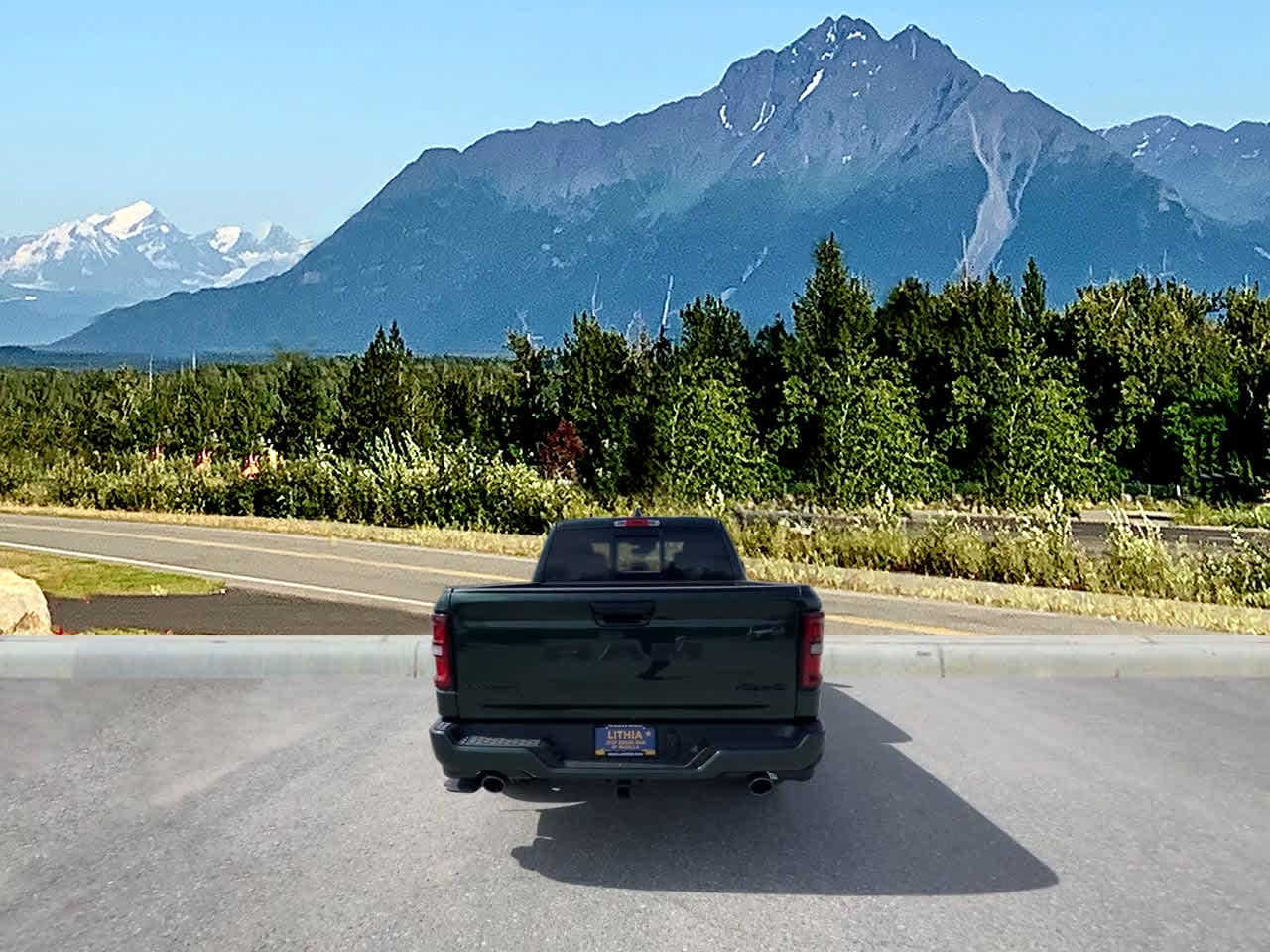 Thumbnail: 2026 RAM 1500 - 4