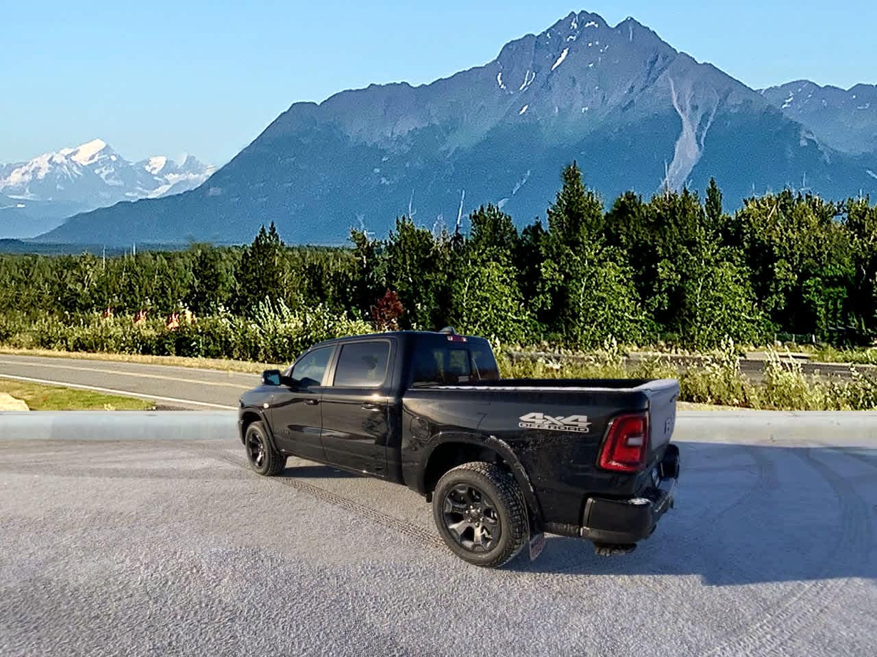 Thumbnail: 2026 RAM 1500 - 4