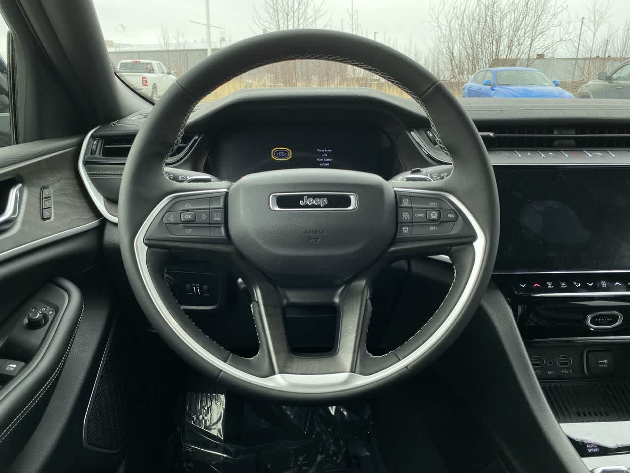 Thumbnail: 2026 Jeep Grand Cherokee - 14