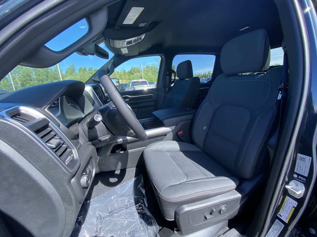 Thumbnail: 2026 RAM 1500 - 11