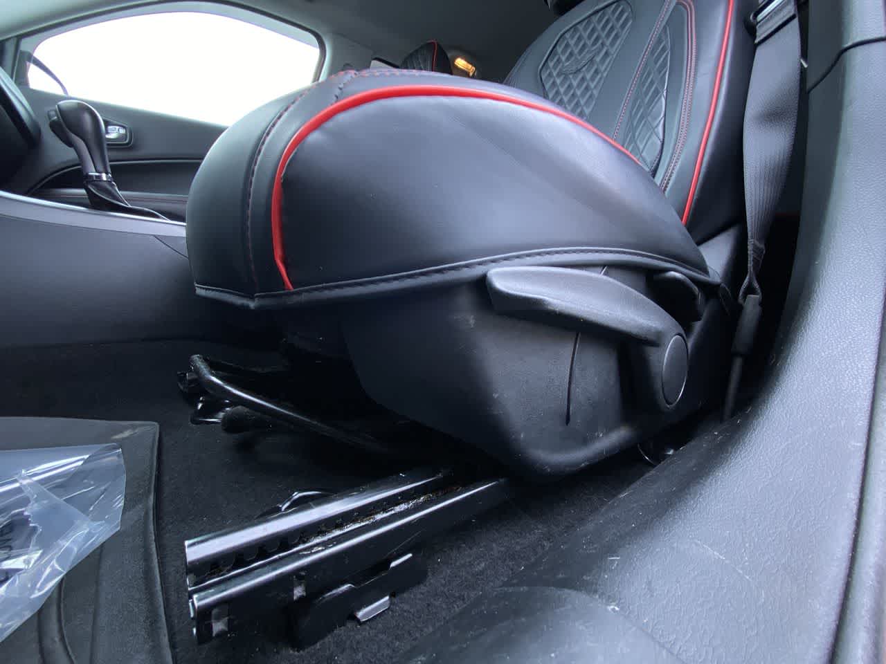 Thumbnail: 2020 Jeep Compass - 12