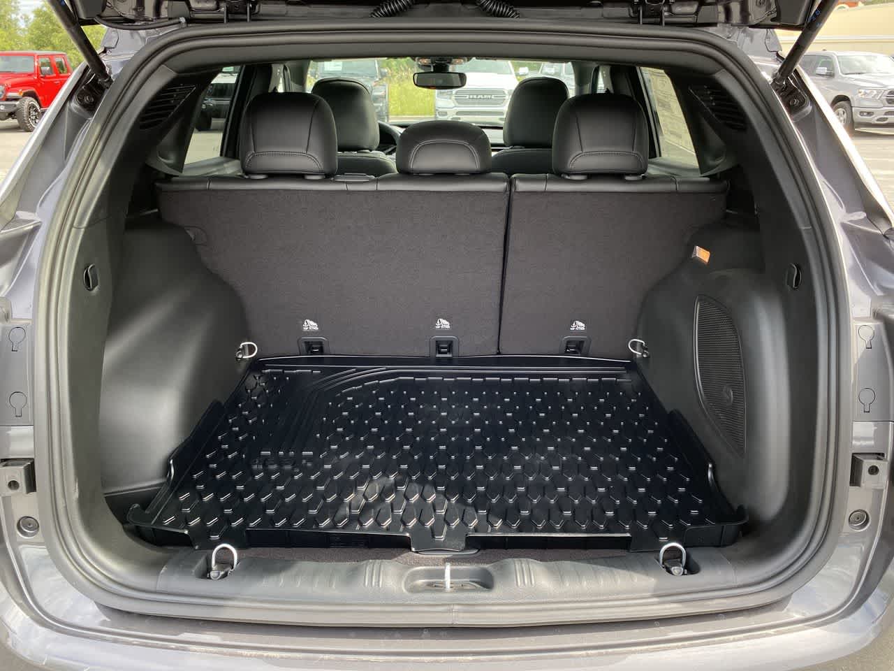 Thumbnail: 2024 Jeep Compass - 26