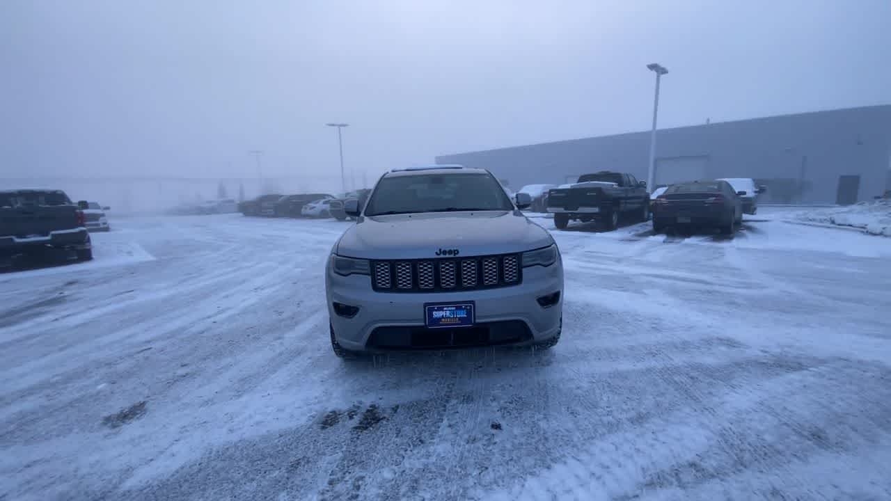 Thumbnail: 2021 Jeep Grand Cherokee - 8