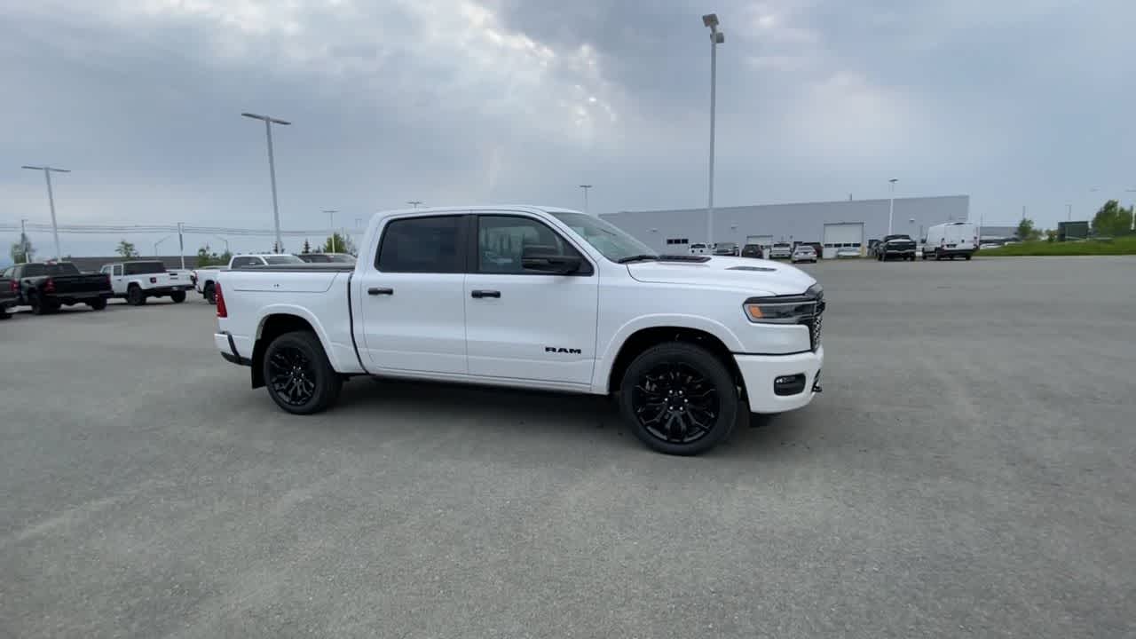 Thumbnail: 2025 RAM 1500 - 10