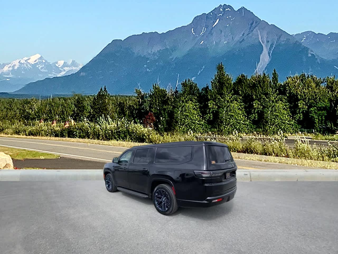 Thumbnail: 2026 Jeep Grand Wagoneer - 3