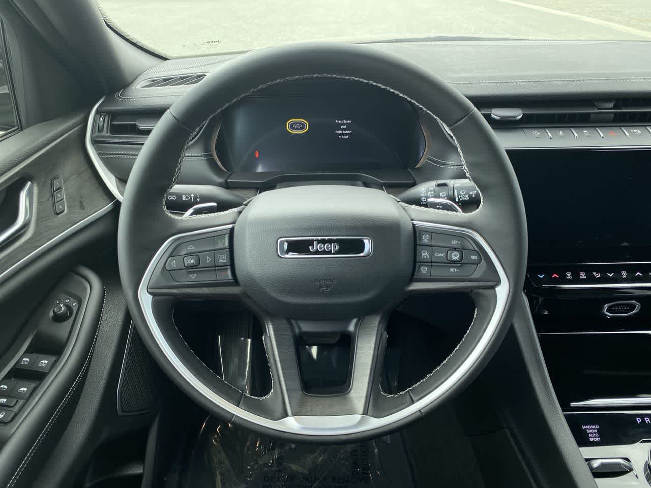 Thumbnail: 2026 Jeep Grand Cherokee - 14