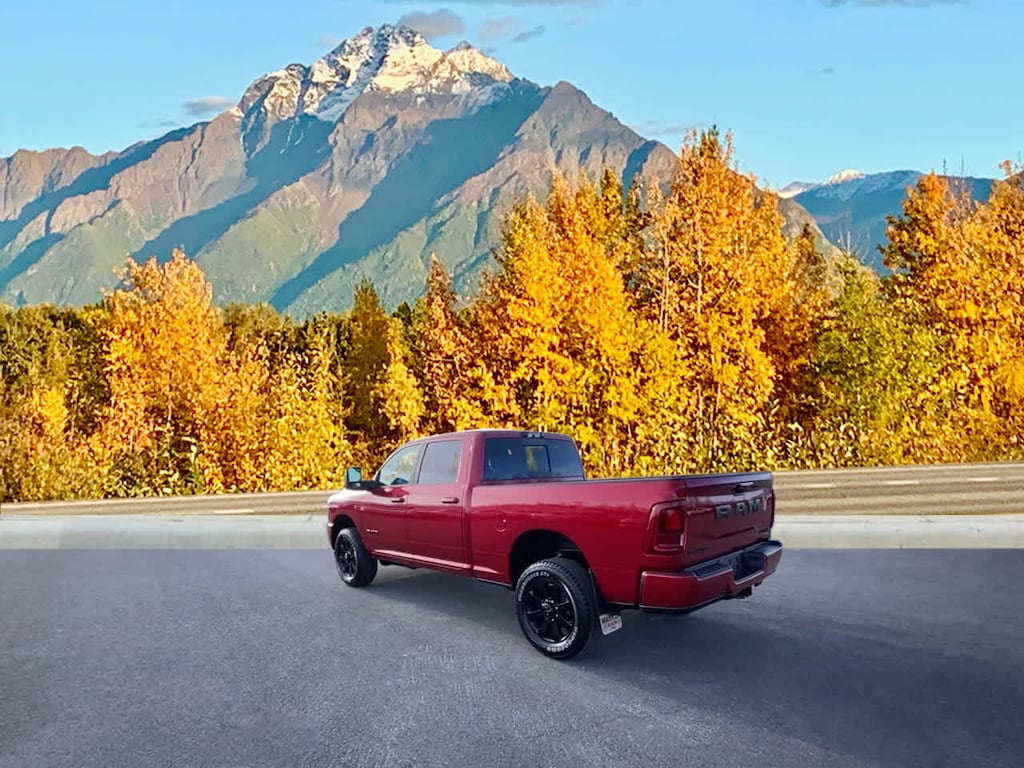 New 2026 Ram 2500 LARAMIE CREW CAB 4X4 6'4 BOX Pickup
