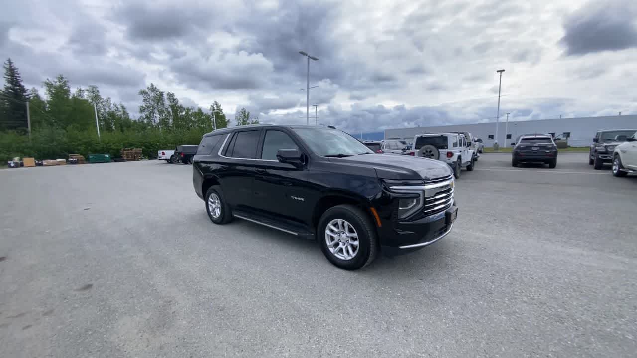 Thumbnail: 2025 Chevrolet Tahoe - 6