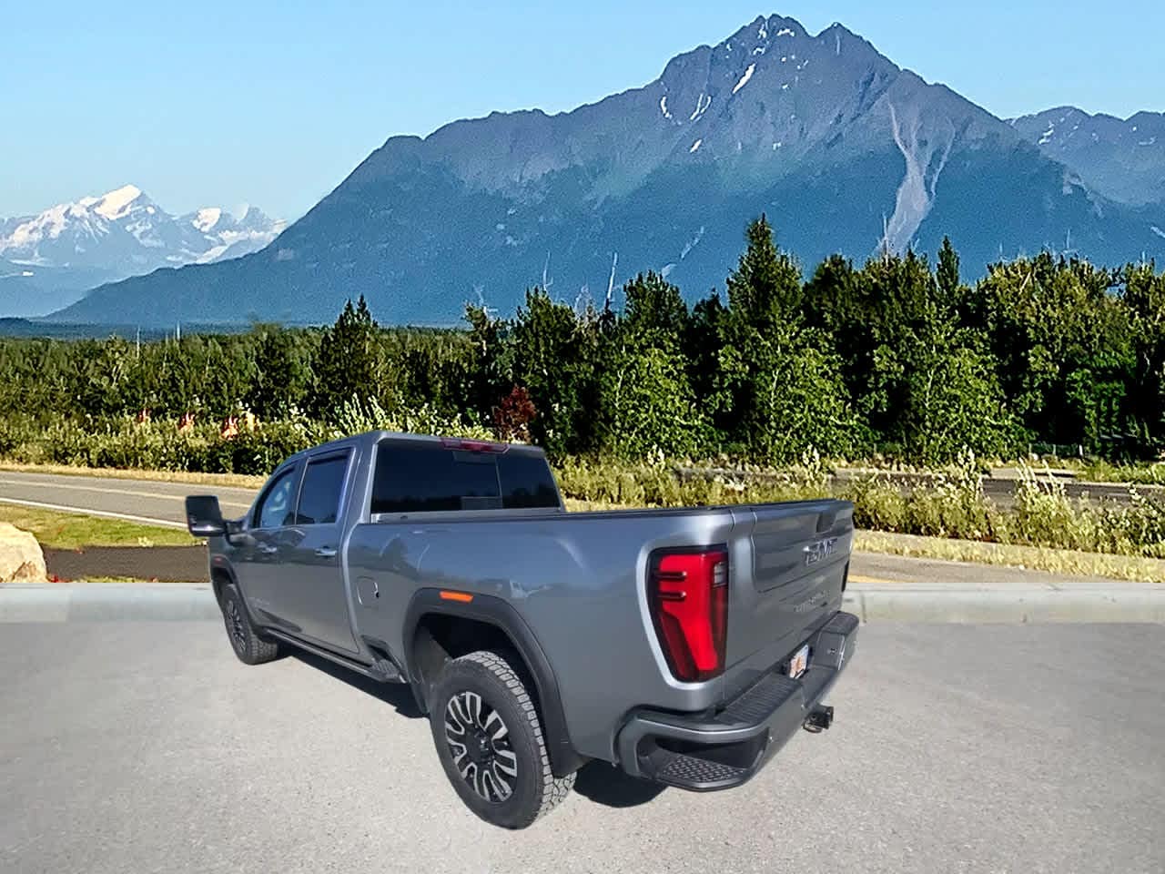 Thumbnail: 2024 GMC Sierra 2500 - 3