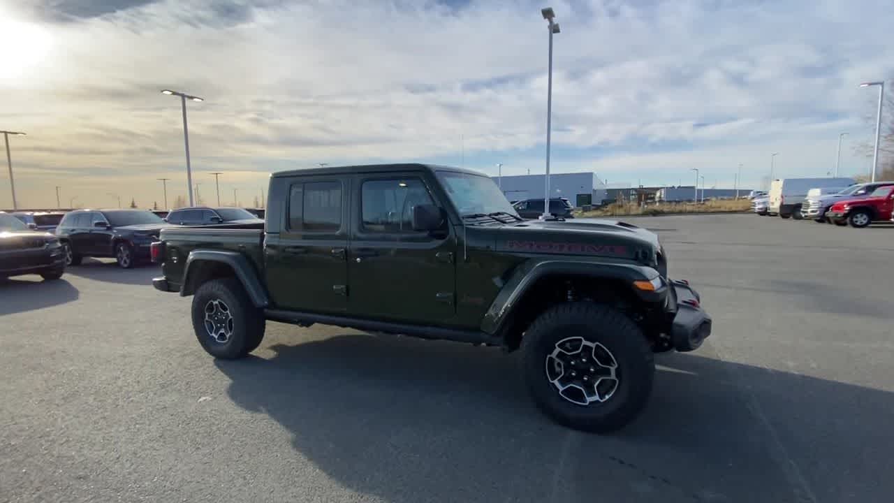 Thumbnail: 2023 Jeep Gladiator - 2