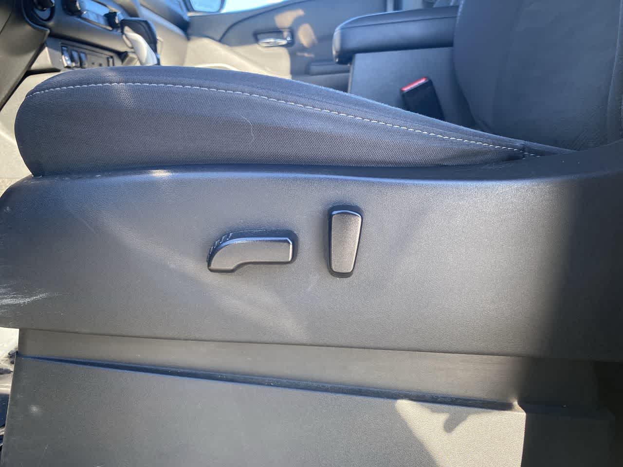 Thumbnail: 2022 Nissan Frontier - 12