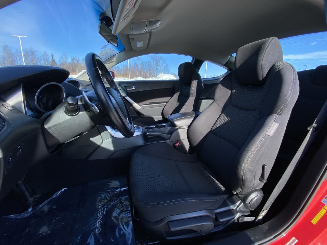 Thumbnail: 2010 Hyundai Genesis - 11