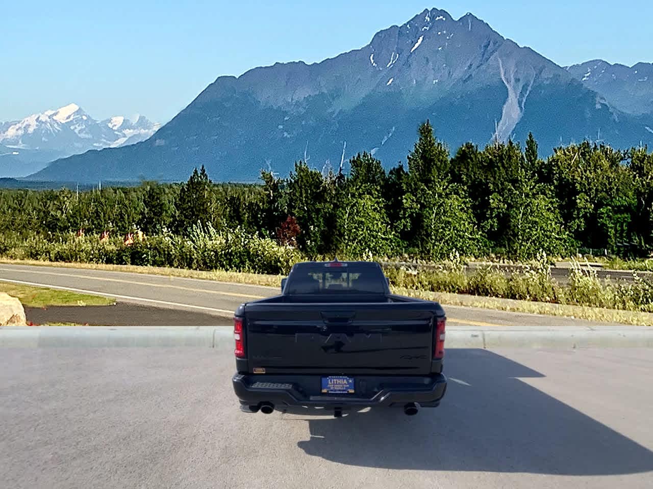 Thumbnail: 2026 RAM 1500 - 5