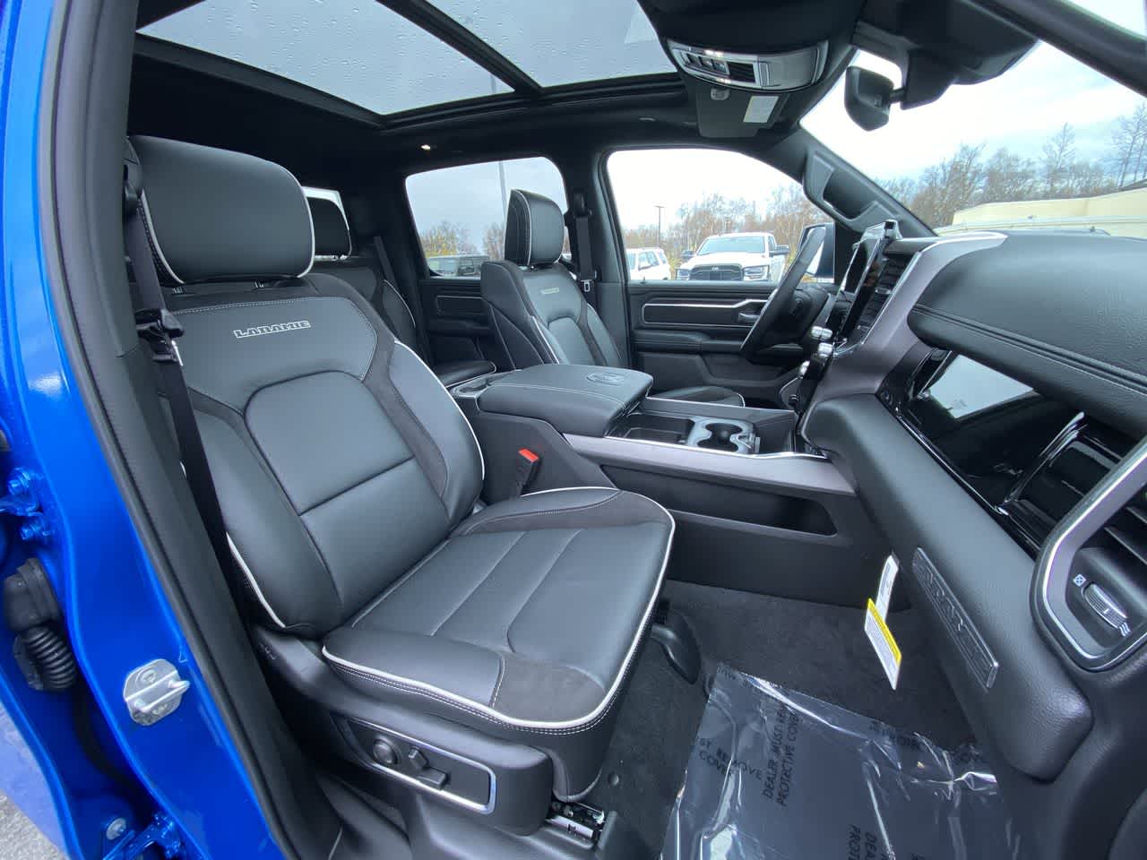 Thumbnail: 2026 RAM 1500 - 27