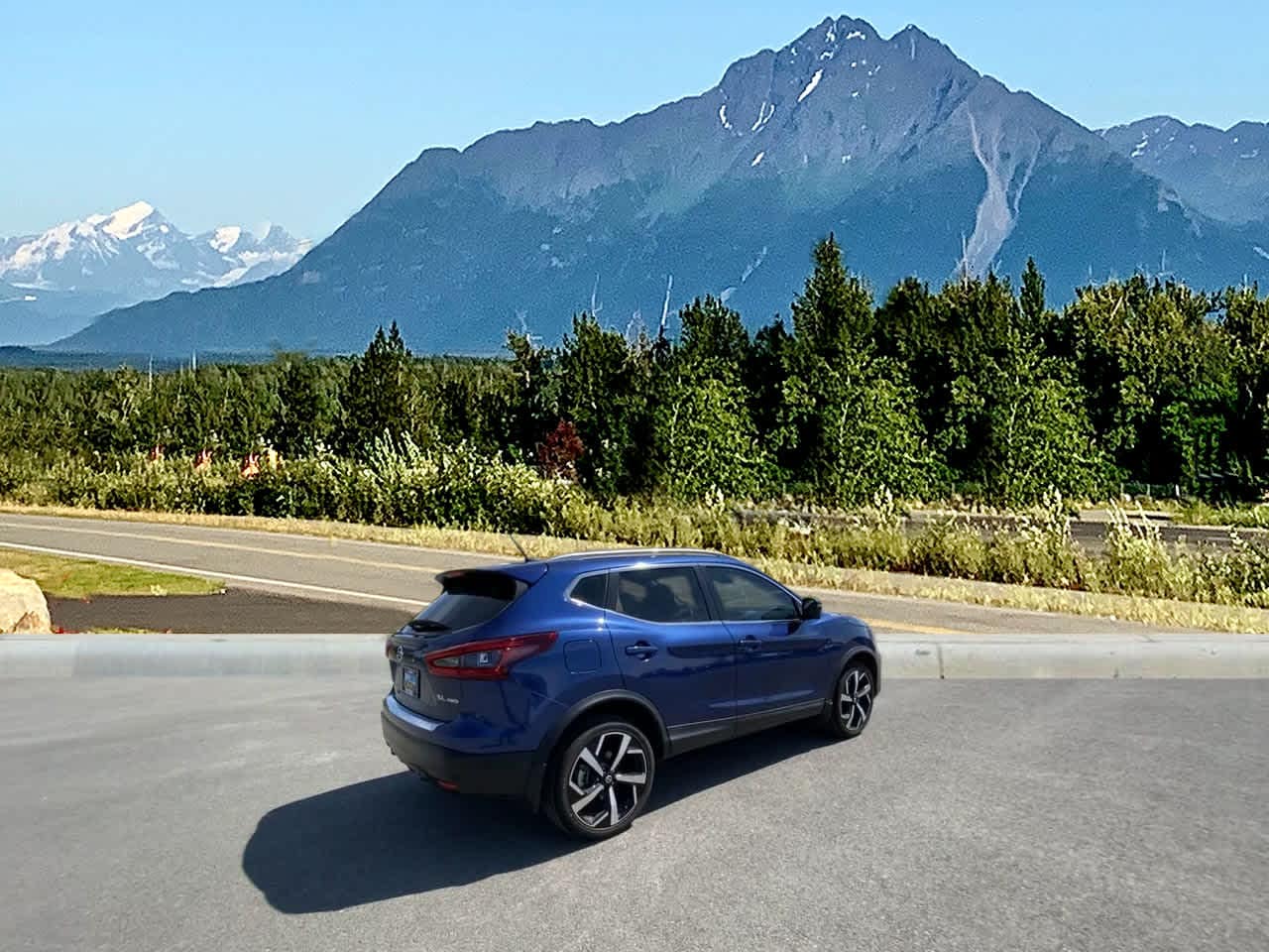 Thumbnail: 2022 Nissan Rogue Sport - 5