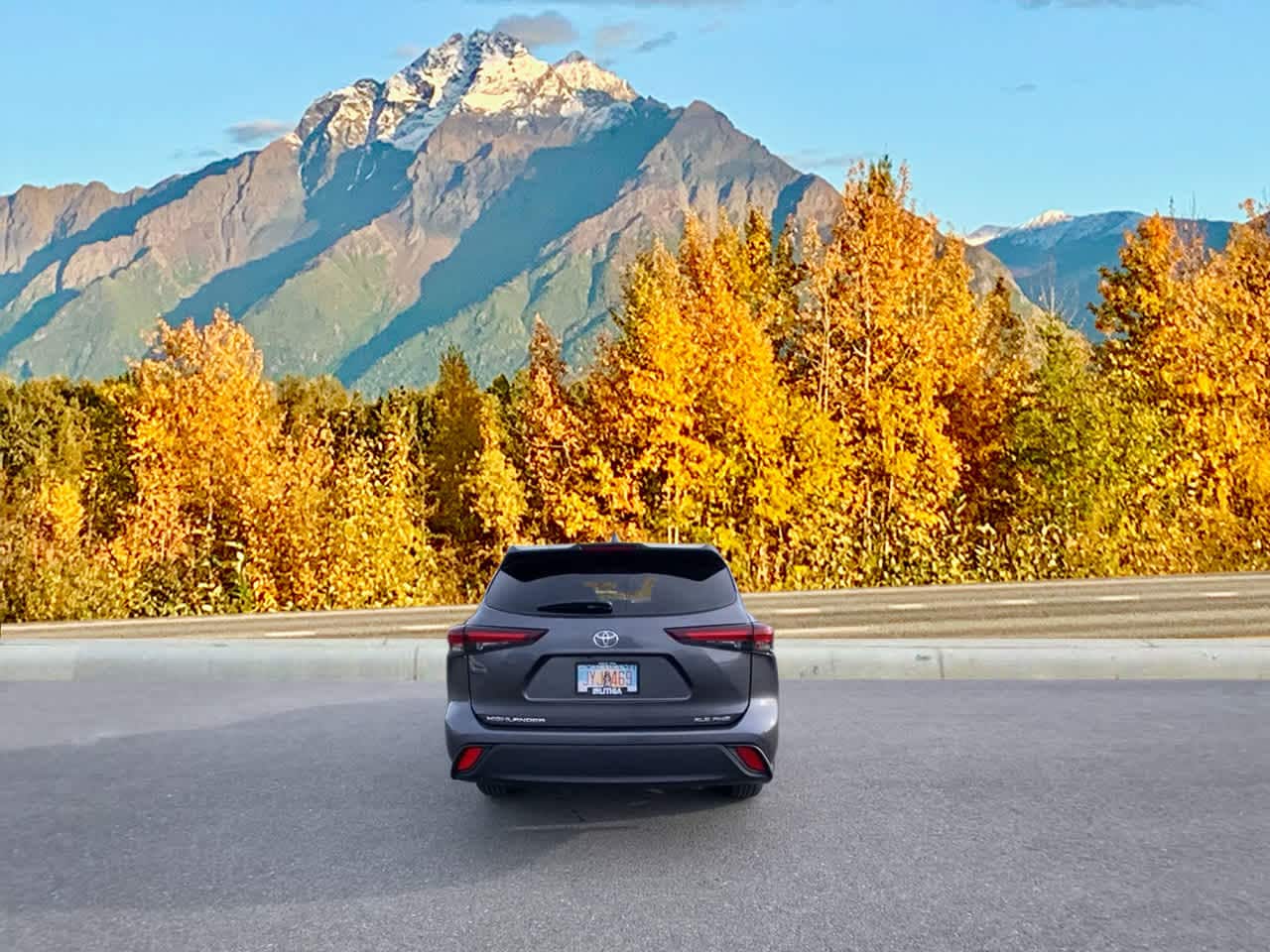 Thumbnail: 2024 Toyota Highlander - 5