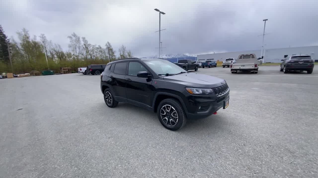 Thumbnail: 2025 Jeep Compass - 7