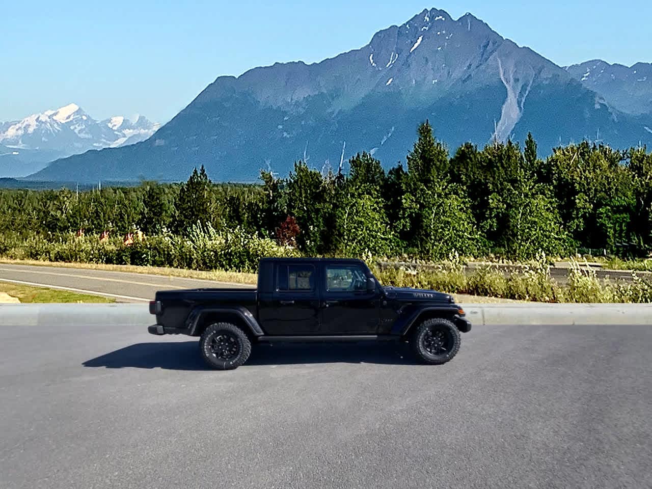 Thumbnail: 2025 Jeep Gladiator - 6