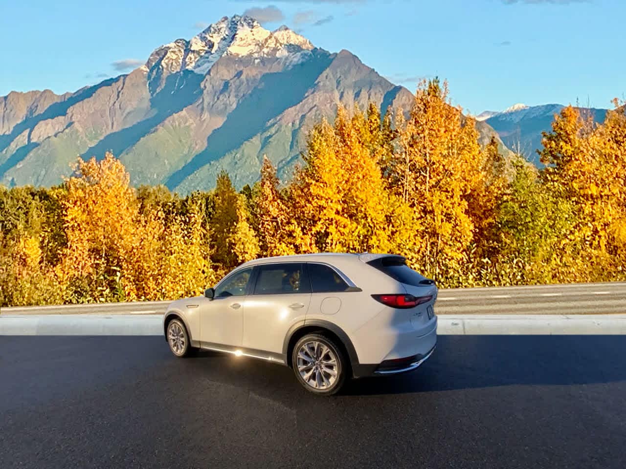 Thumbnail: 2024 Mazda CX-90 - 3